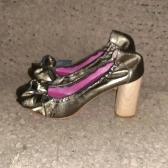 FERCA 81-Bronze Metallic Leather Ballet Pumps-Wood Spool Heels-Sz 38-Excellent - Picture 2 of 7